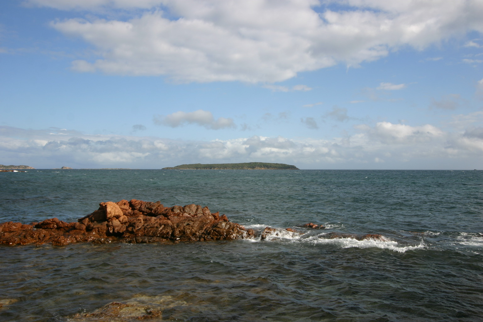 1 - L'île Piana vue depuis la côte de Palombaggia